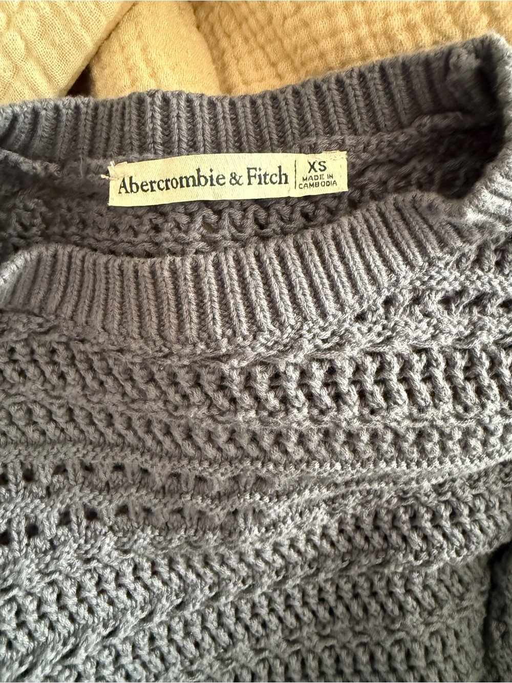 Abercrombie Open-Knit Crewneck Sweater - Picture 4 of 4